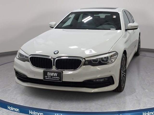 Used 2018 Alpine White BMW 530i xDrive image 3