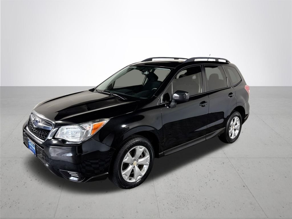 Used 2015 Subaru Forester i with VIN JF2SJABC3FH584635 for sale in Gladstone, OR
