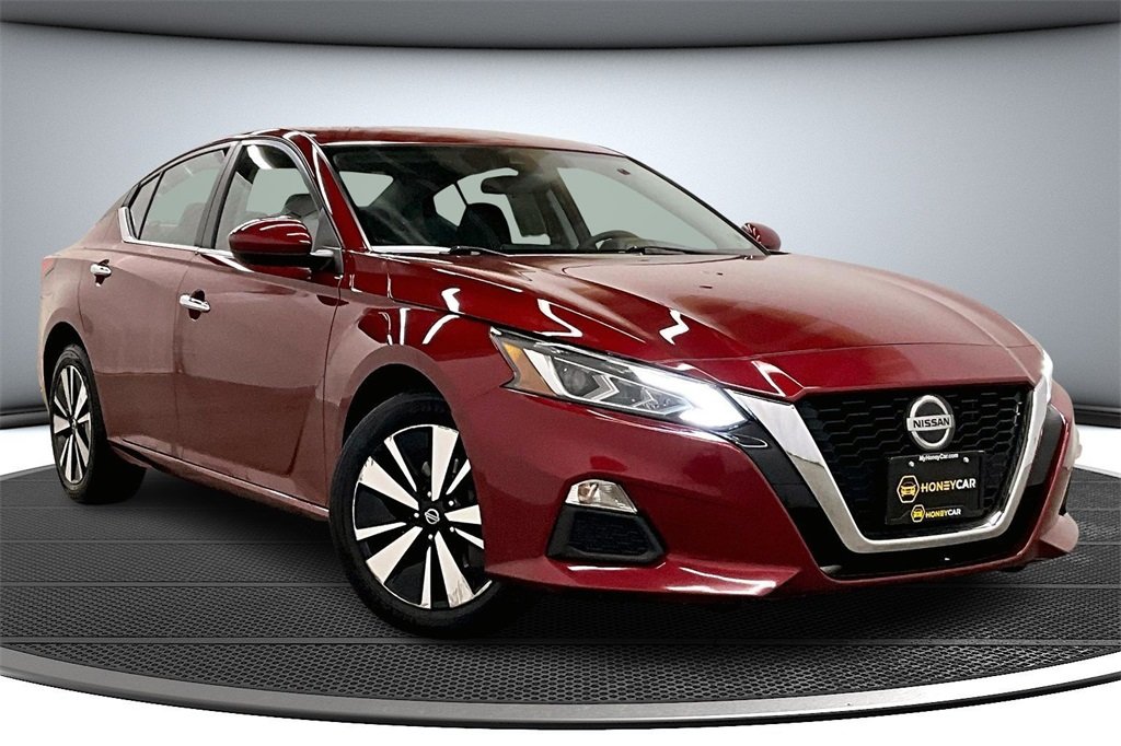 2022 Nissan Altima SV