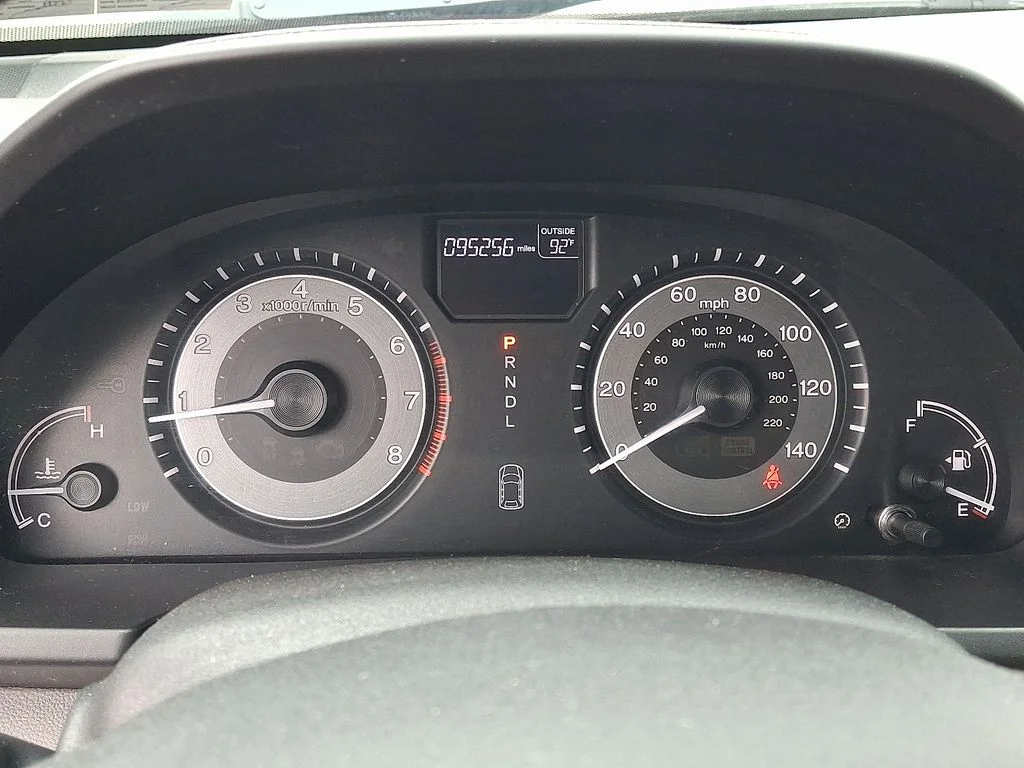 Used 2016 Gray Honda SE image 22