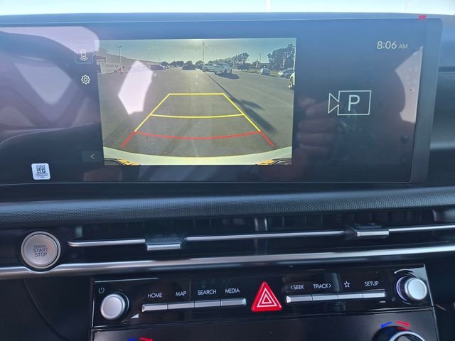 Used 2025 Silver Hyundai SEL image 11