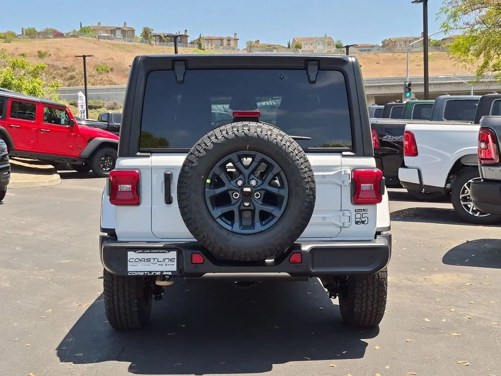 New 2026 Bright White Clear-Coat Exterior Paint Jeep 85th Anniversary Edition image 5