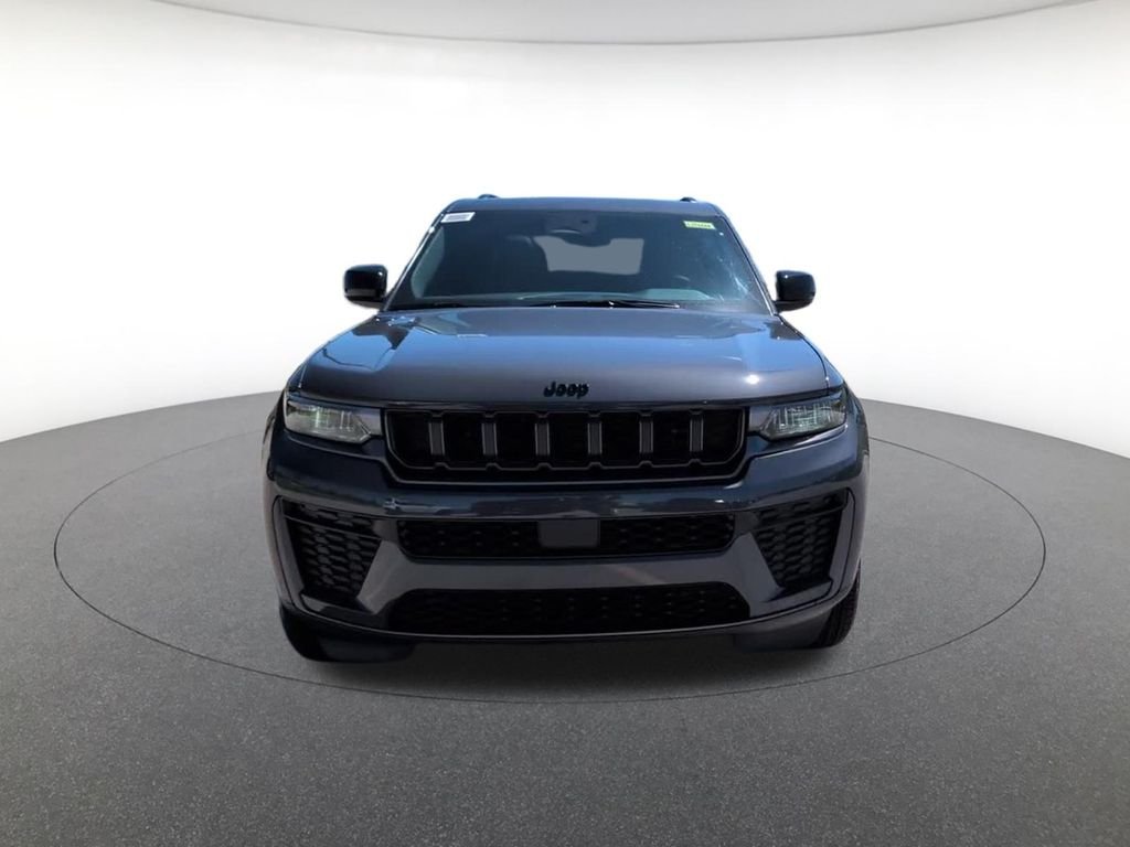 New 2026 Baltic Gray Metallic Clear-Coat Exterior Paint Jeep Altitude image 3