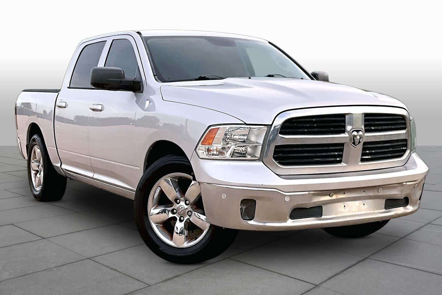 Used 2016 Bright Silver Metallic Clearcoat Ram Lone Star image 2