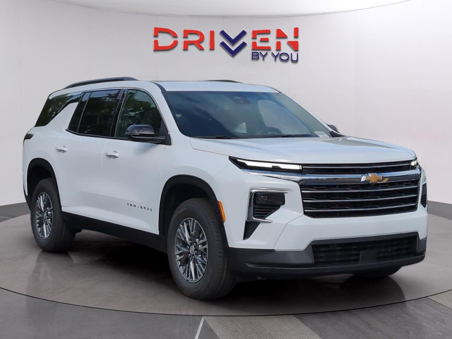 2026 Chevrolet Traverse LT - Photo 7
