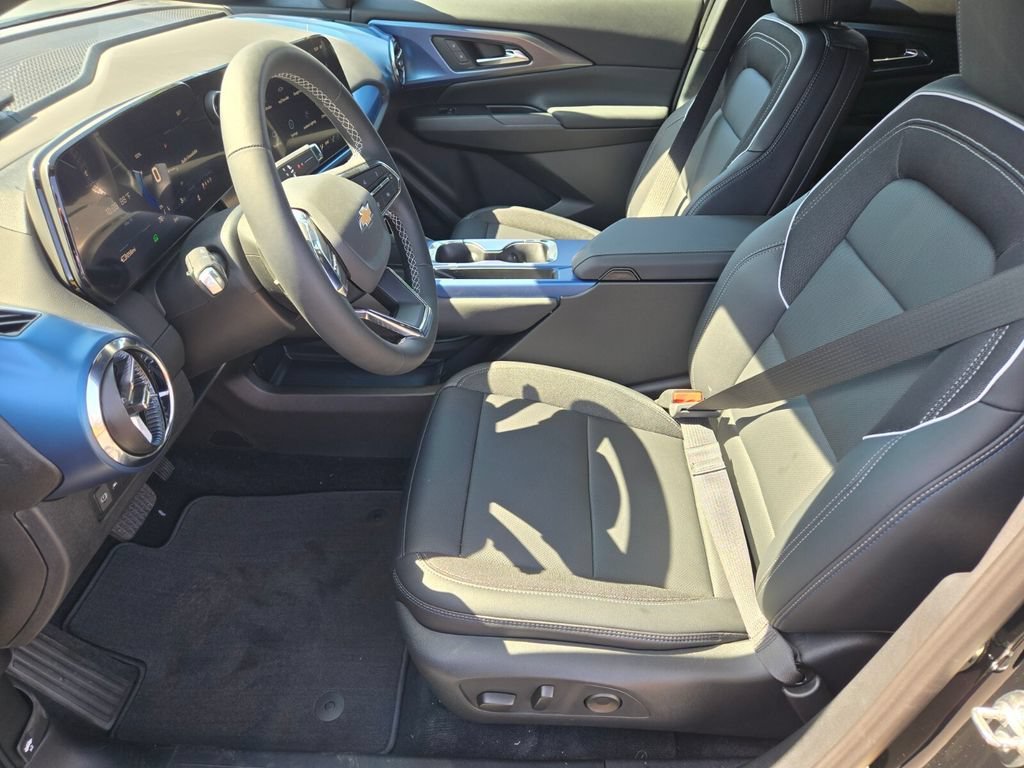2026 Chevrolet Equinox EV 2LT - Photo 6