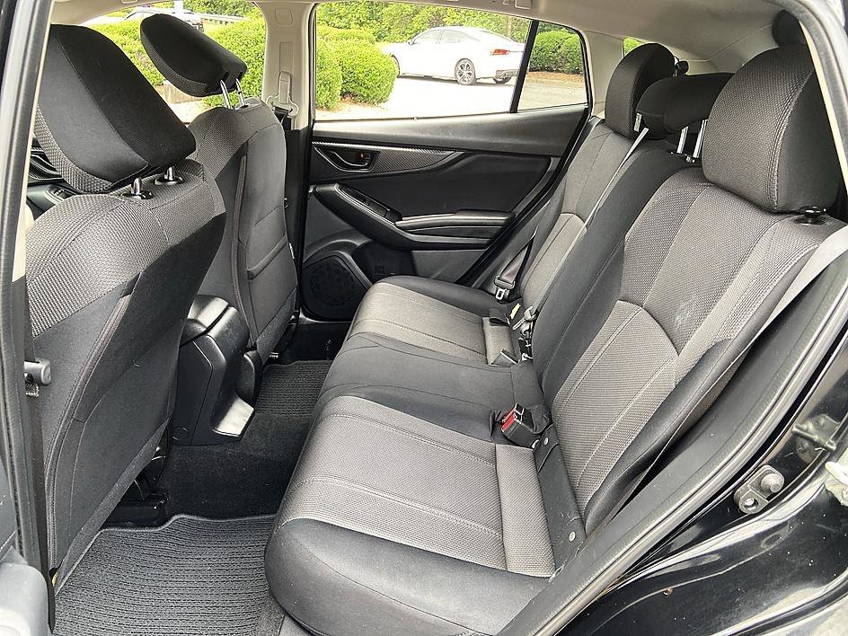 Used 2022 Crystal Black Silica Subaru Base image 12