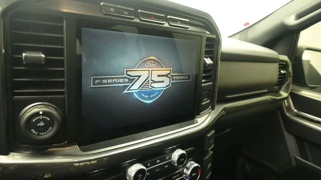Certified Used 2023 Gray Metallic Ford XLT image 17
