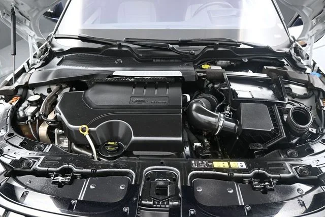 Used 2020  Land Rover First Edition image 26