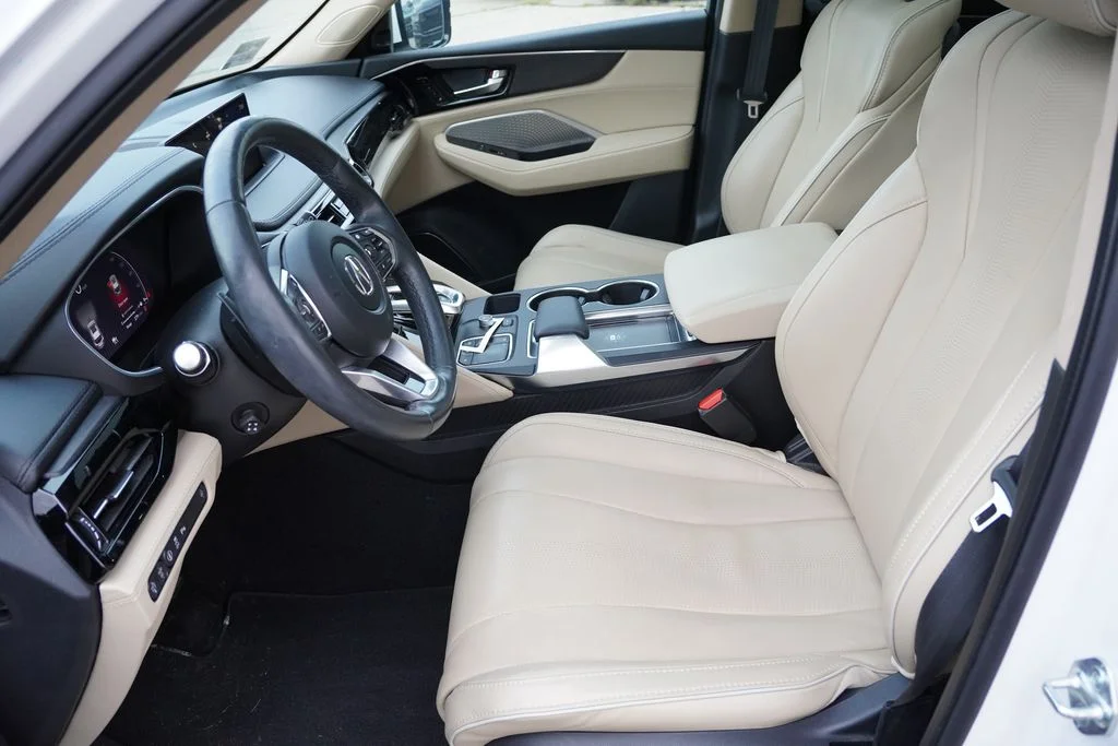 Used 2024  Acura Advance image 6