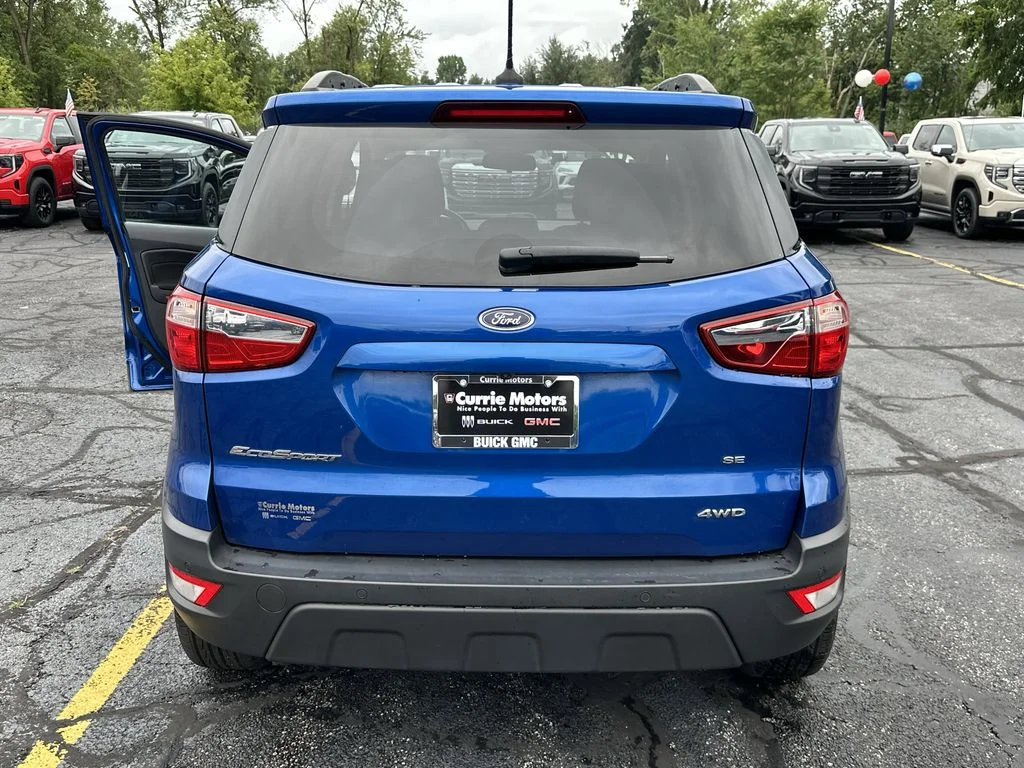 Used 2021 Blue Ford SE image 24