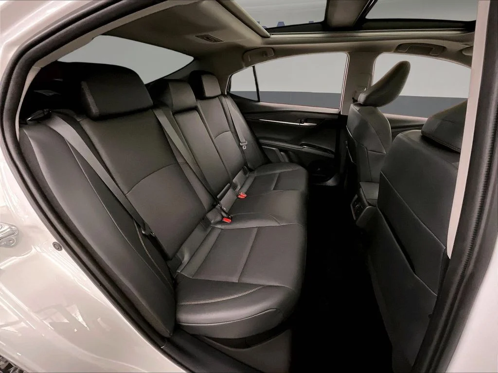 Used 2025 Beige Toyota XLE image 31
