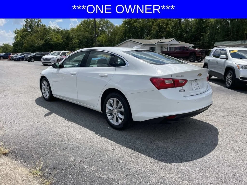 Used 2025 Summit White Chevrolet 1LT image 6