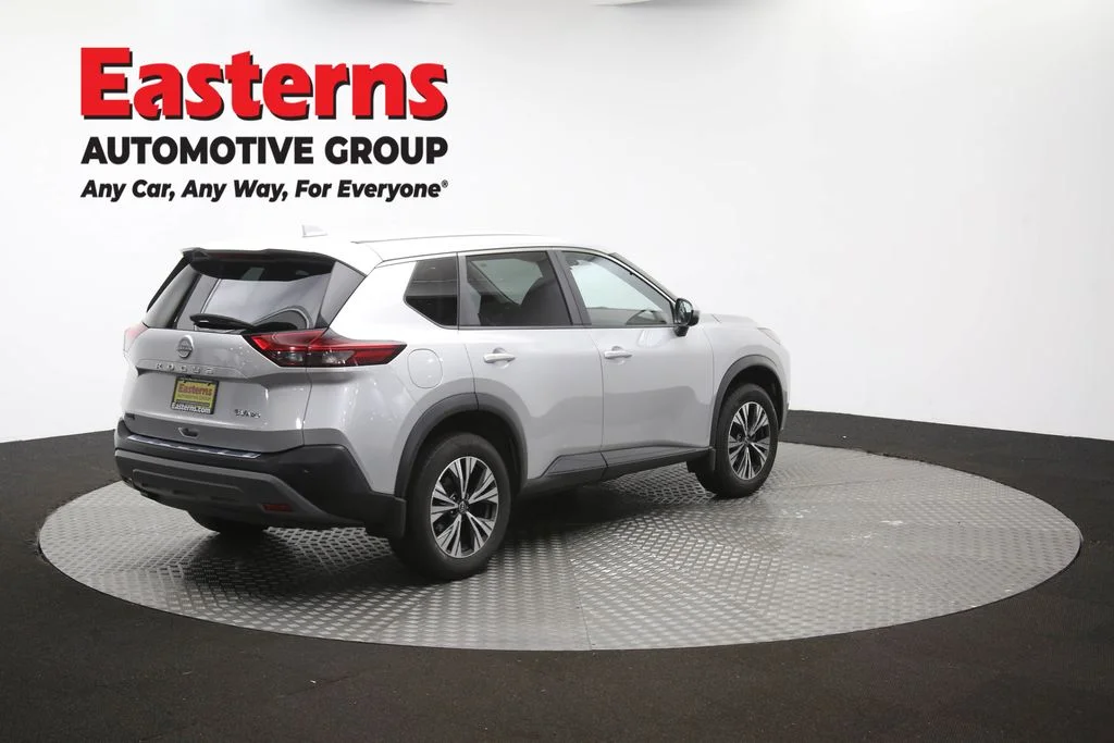 Used 2023 Silver Nissan SV image 102