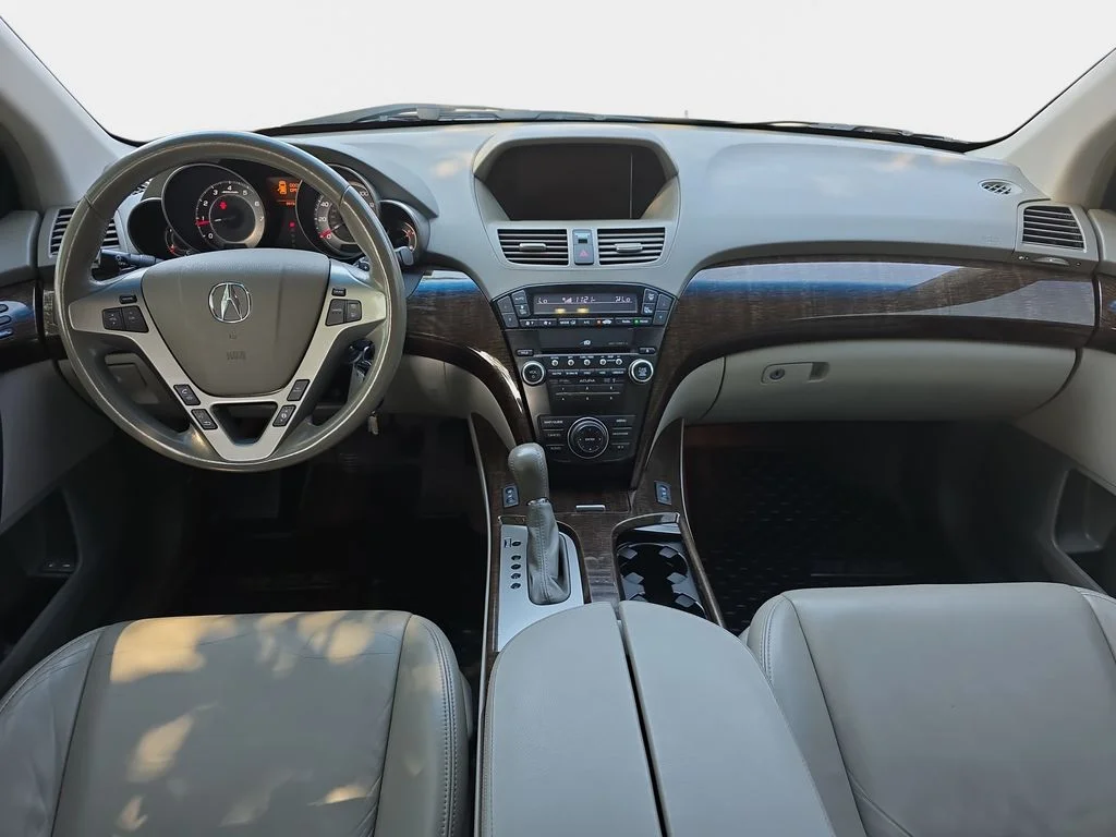 Used 2012  Acura Technology image 9