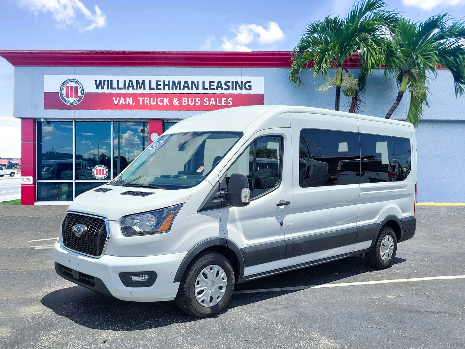 2023 Ford Transit 350 XLT Med Roof Sliding Pass. 148's photo