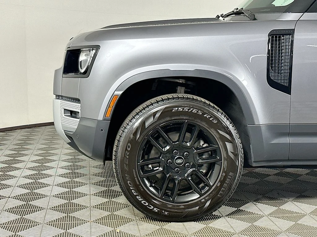 Certified Used 2023 Eiger Gray Metallic Land Rover S image 9