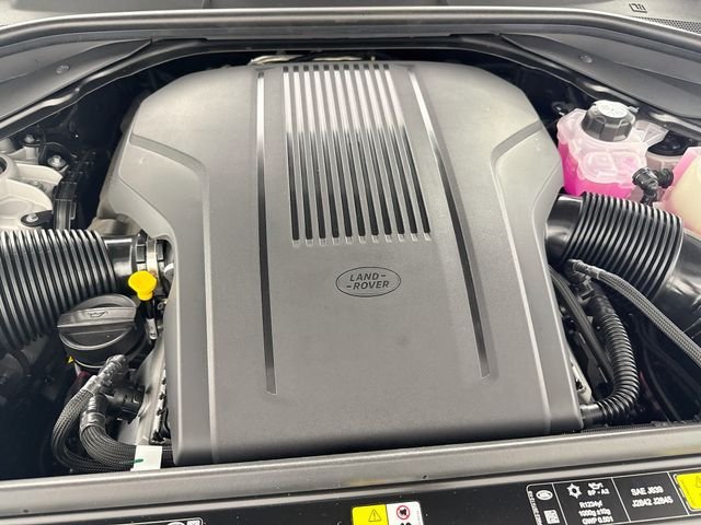 New 2026 Borasco Grey Land Rover Dynamic SE image 32