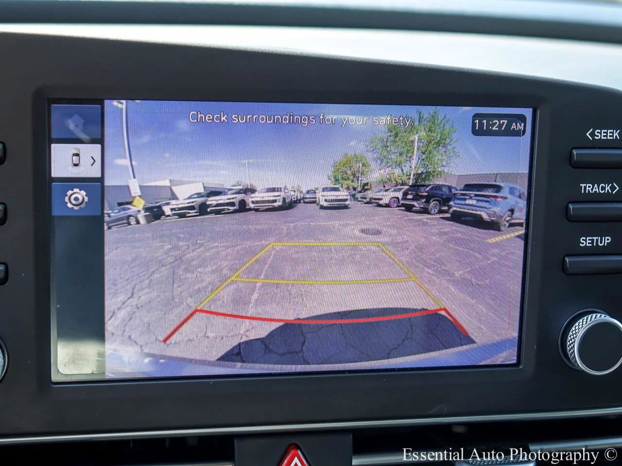 Used 2025 Fluid Metal Hyundai SE image 13