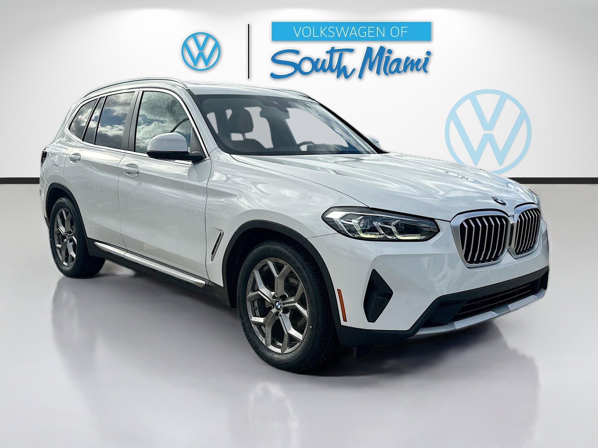 2023 BMW X3 sDrive30i's photo