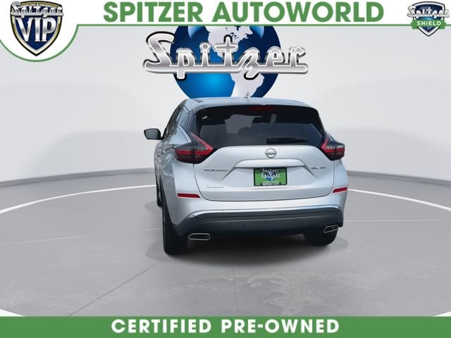 Used 2024 Silver Nissan SL image 8