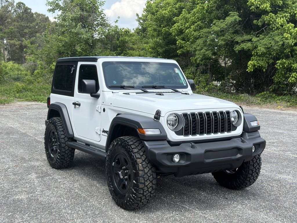 2026 Jeep Wrangler Sport's photo