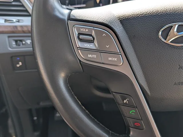 Used 2017 Espresso Hyundai SE image 12