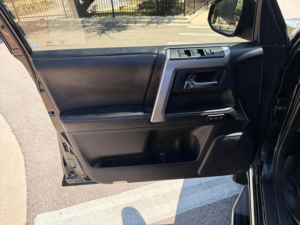 Used 2015 Black Toyota Limited image 17