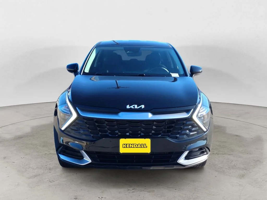 Used 2023 Black Kia LX image 8