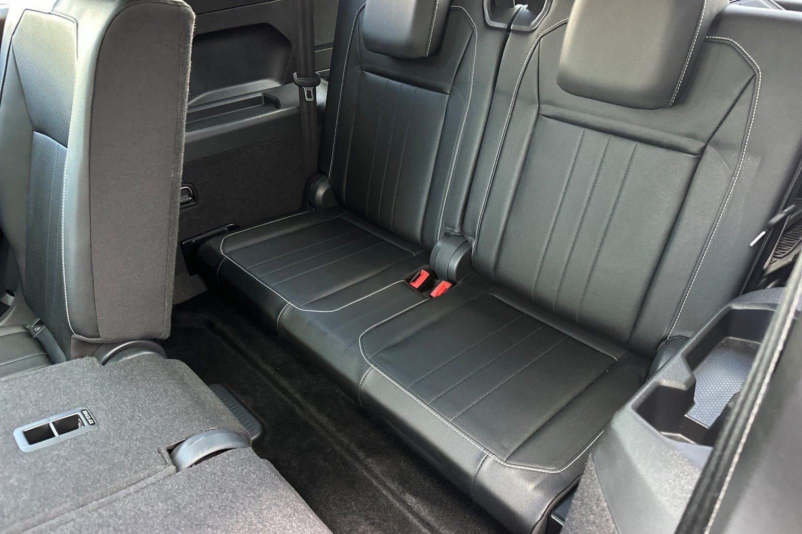 Certified Used 2023 Platinum Gray Metallic Volkswagen 2.0T SE R-Line Black image 15