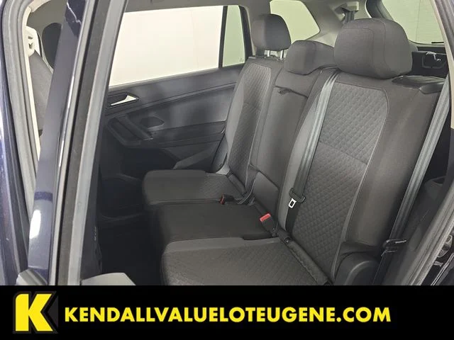 Used 2018  Volkswagen 2.0T S image 26