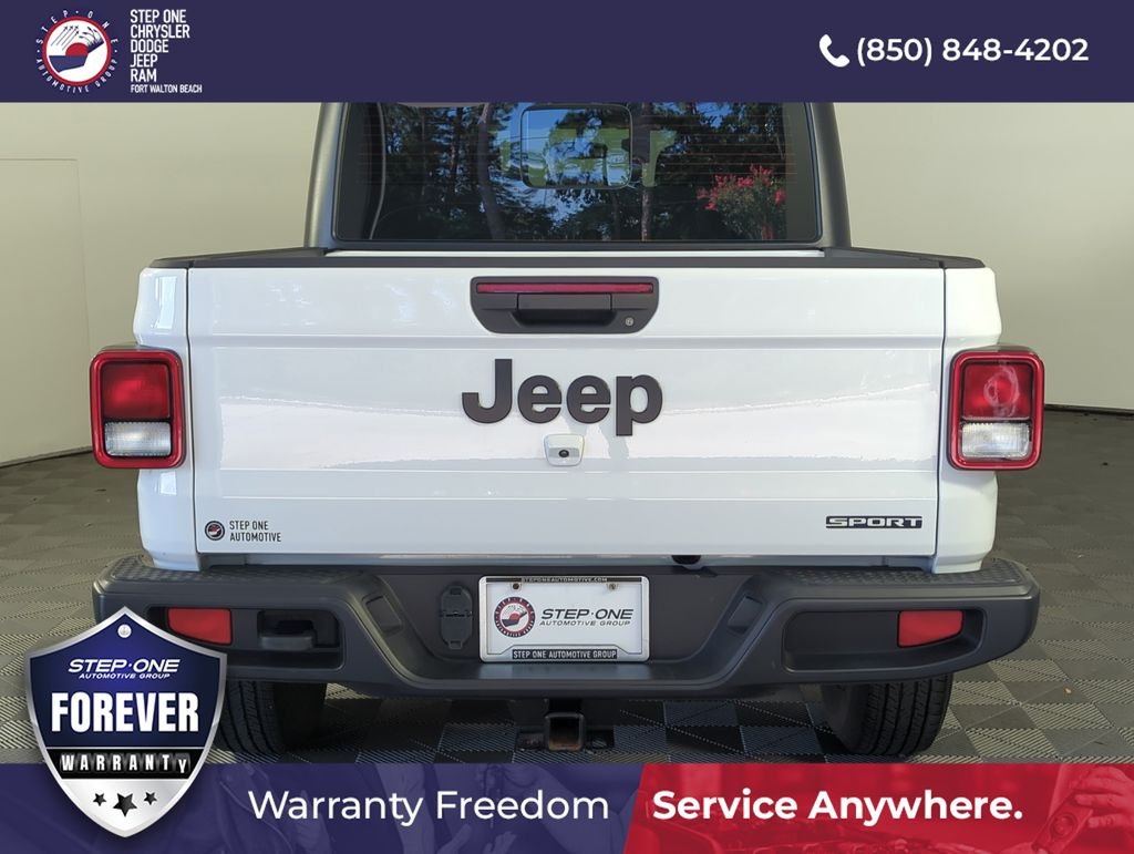 Used 2021 White Jeep Sport image 5