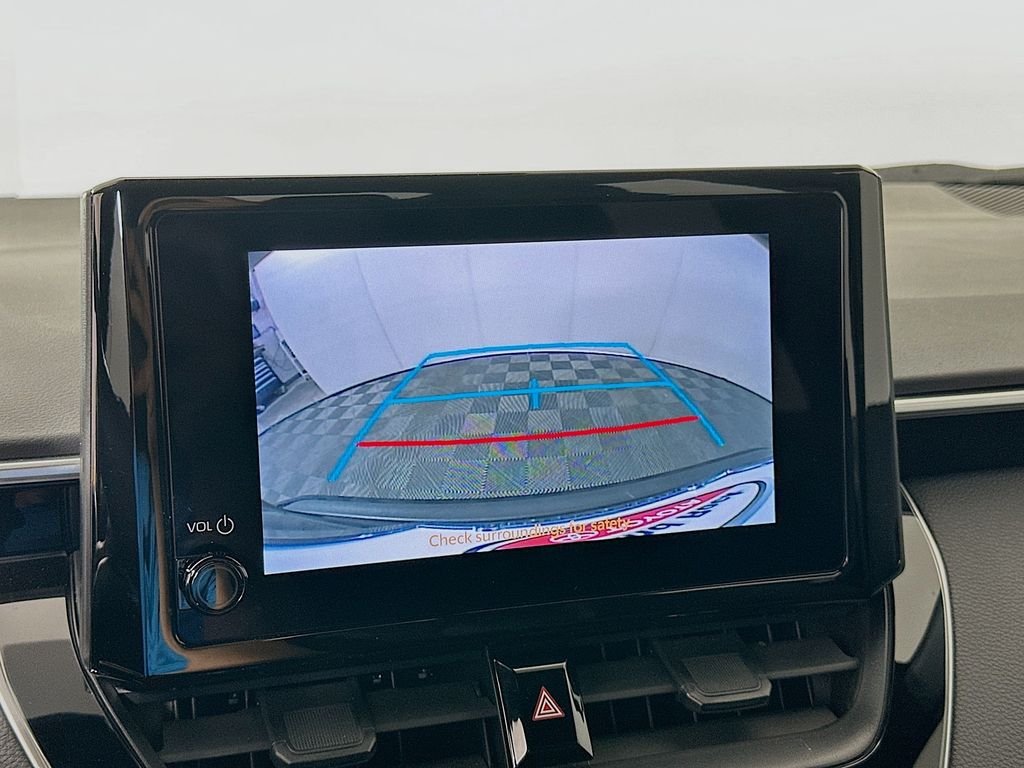 Used 2024  Toyota SE image 13