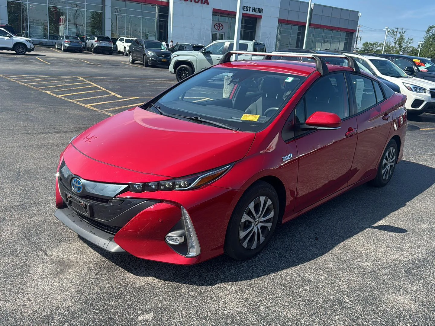 Used 2022 Supersonic Red Toyota Limited image 3