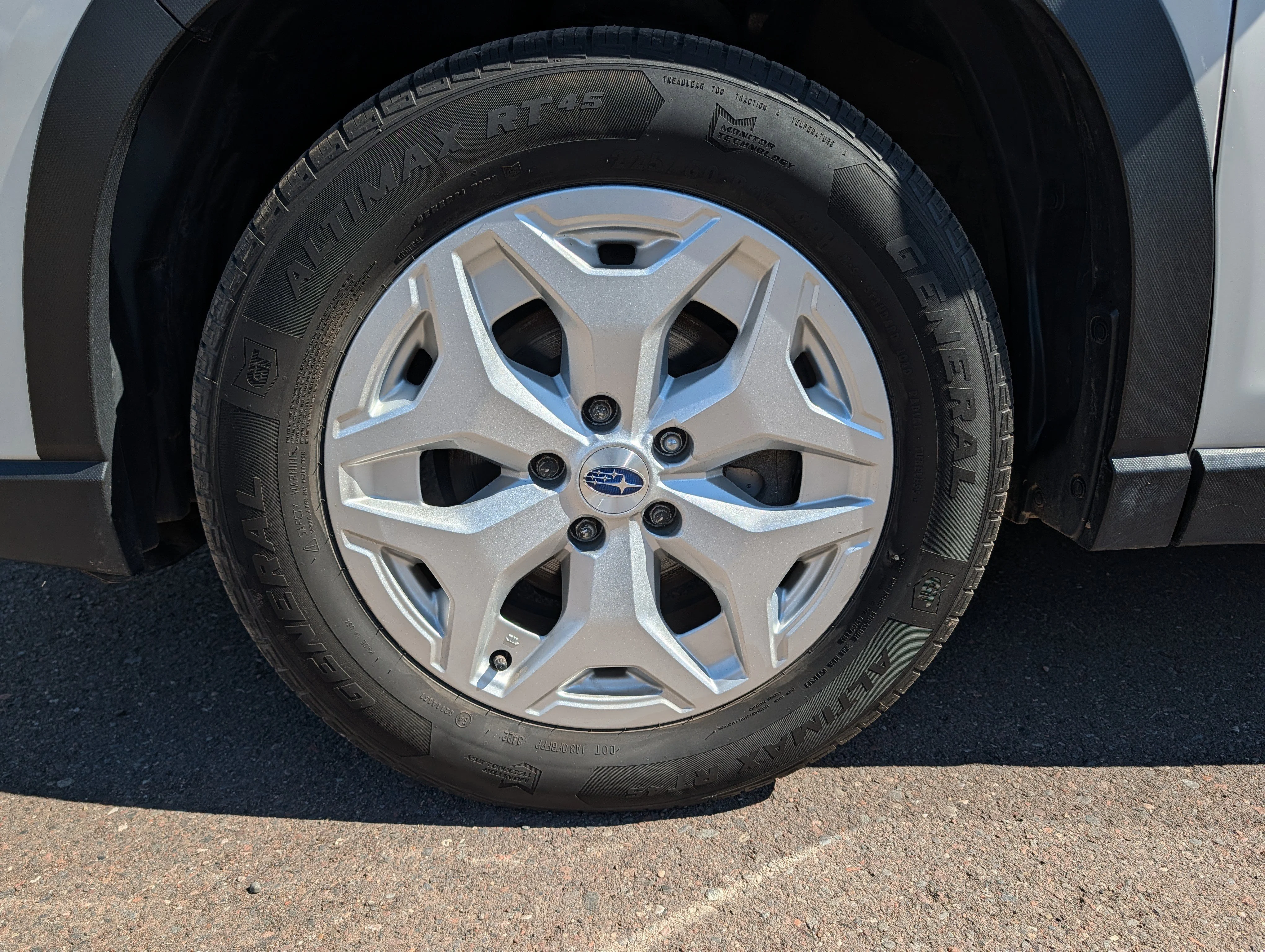 Used 2020 Crystal White Pearl Subaru 4DR SUV 2.5I image 15