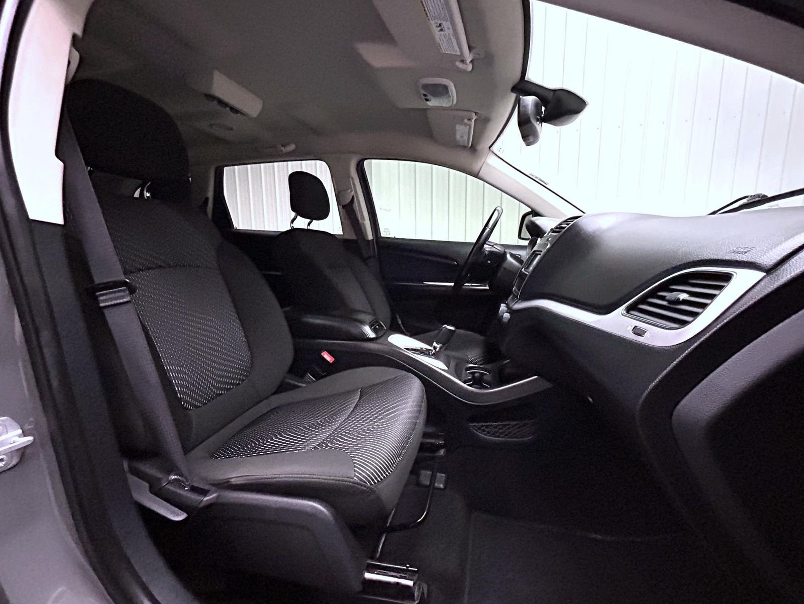 Used 2020 Gray Dodge SE image 15