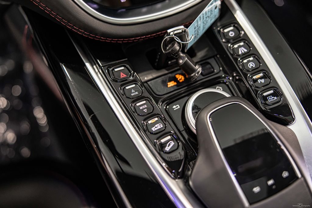 Used 2021 Black Aston Martin Base image 31