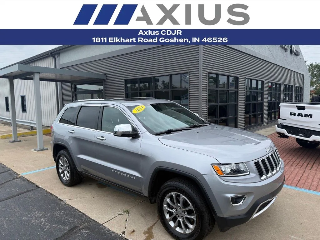 Used 2014 Silver Jeep Limited image 1
