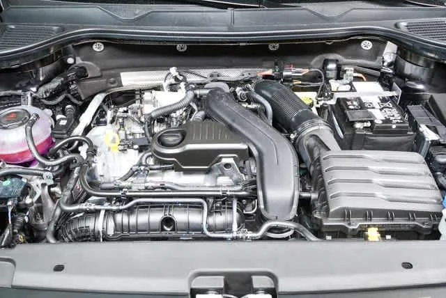 New 2026 Deep Black Pearl Volkswagen S image 30