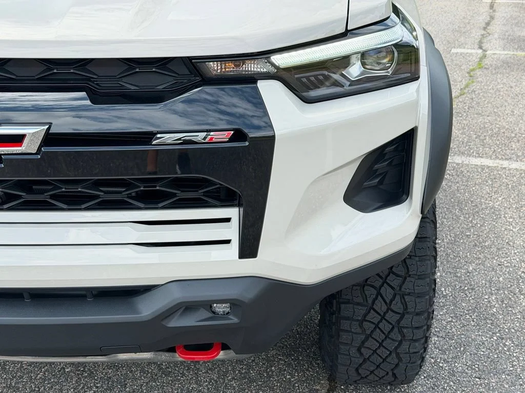 Used 2026 White Sands Chevrolet ZR2 image 36