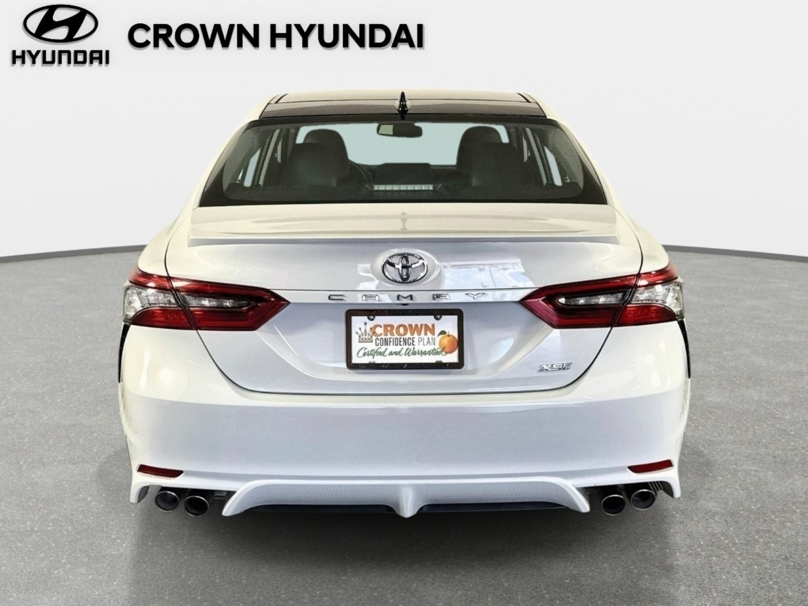 Used 2023 Ice Toyota XSE image 6