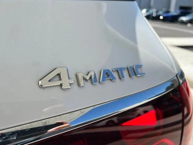Used 2024 White Mercedes-Benz GLS 580 image 33
