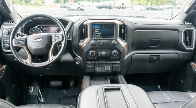 Used 2019 Beige Chevrolet High Country image 15