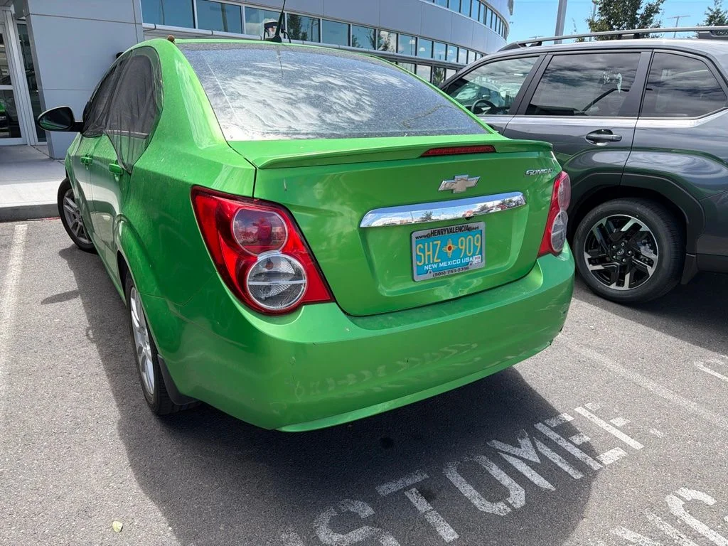 Used 2014 Green Chevrolet LT image 6
