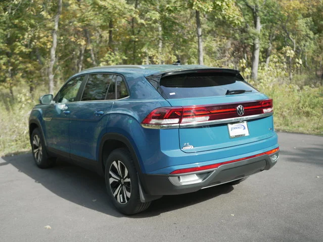 2026 Volkswagen Atlas Cross Sport SE - Photo 5