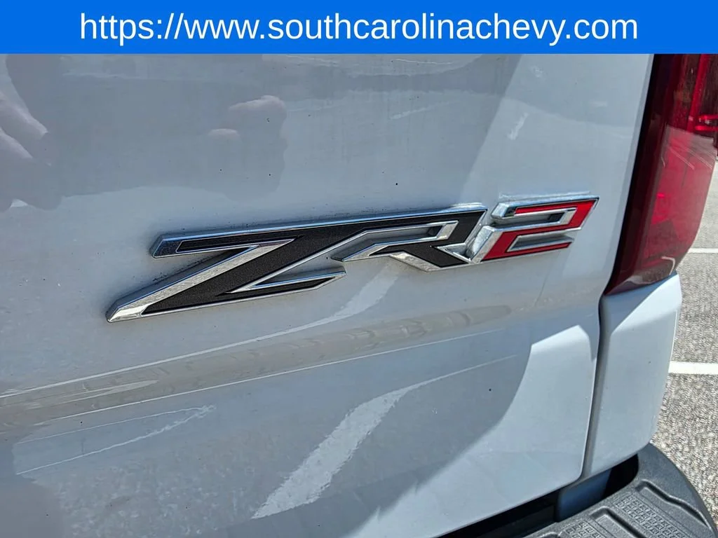 Used 2025 Summit White Chevrolet ZR2 image 38