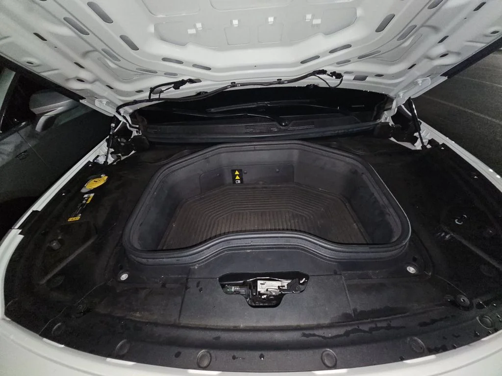 Used 2024 White Jeep Launch Edition image 24