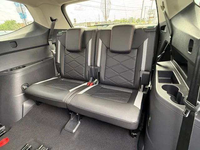 New 2026 Black Volkswagen 2.0T Peak Edition image 10