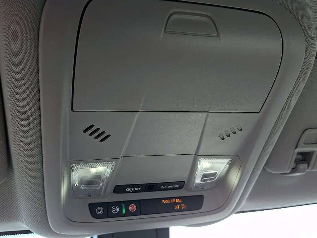 Used 2023 Summit White Chevrolet LT image 23