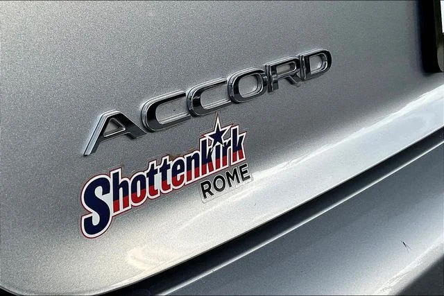 Used 2025 Silver Honda LX image 26